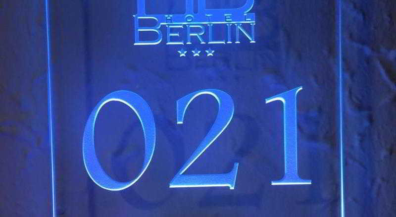 Hotel Berlin Budapeste Exterior foto